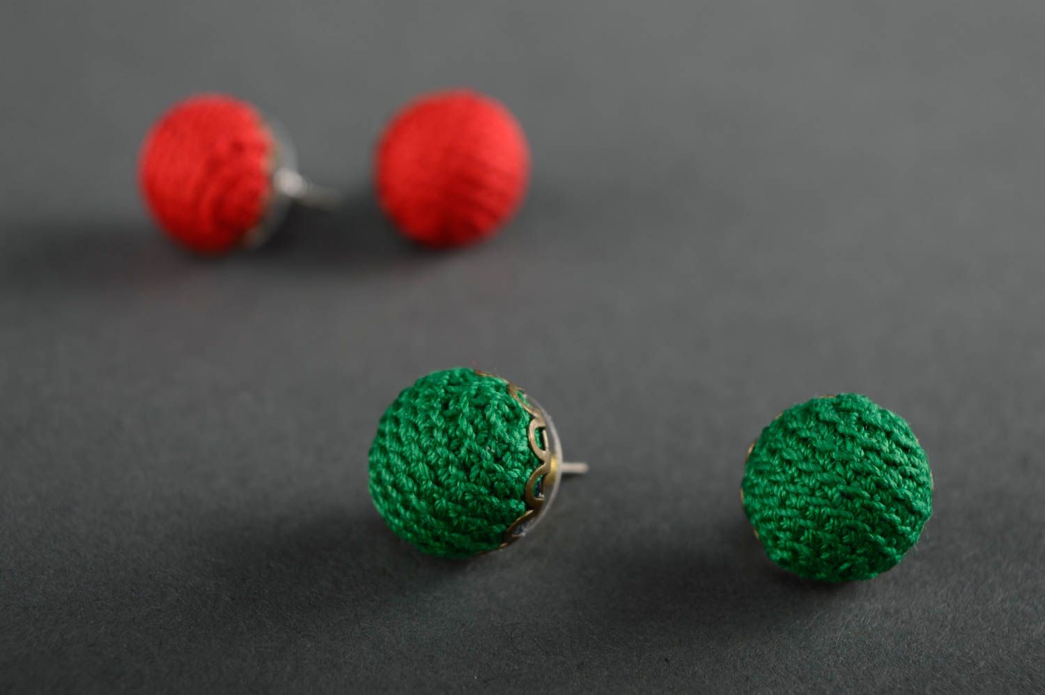 Boucles d'oreilles puces tricotées au crochet vertes faites main pour femme photo 5