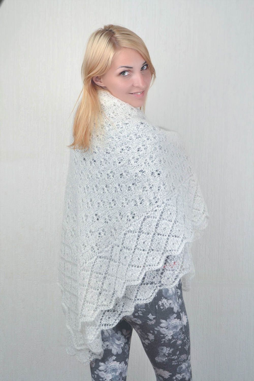 Handmade Damen Schal gestricktes Tuch Frauen Accessoire warm groß weiß foto 3