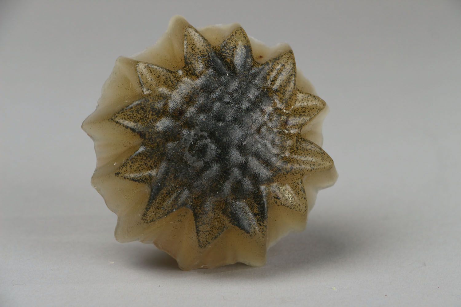 Soap based on a green clay Sunflower photo 1