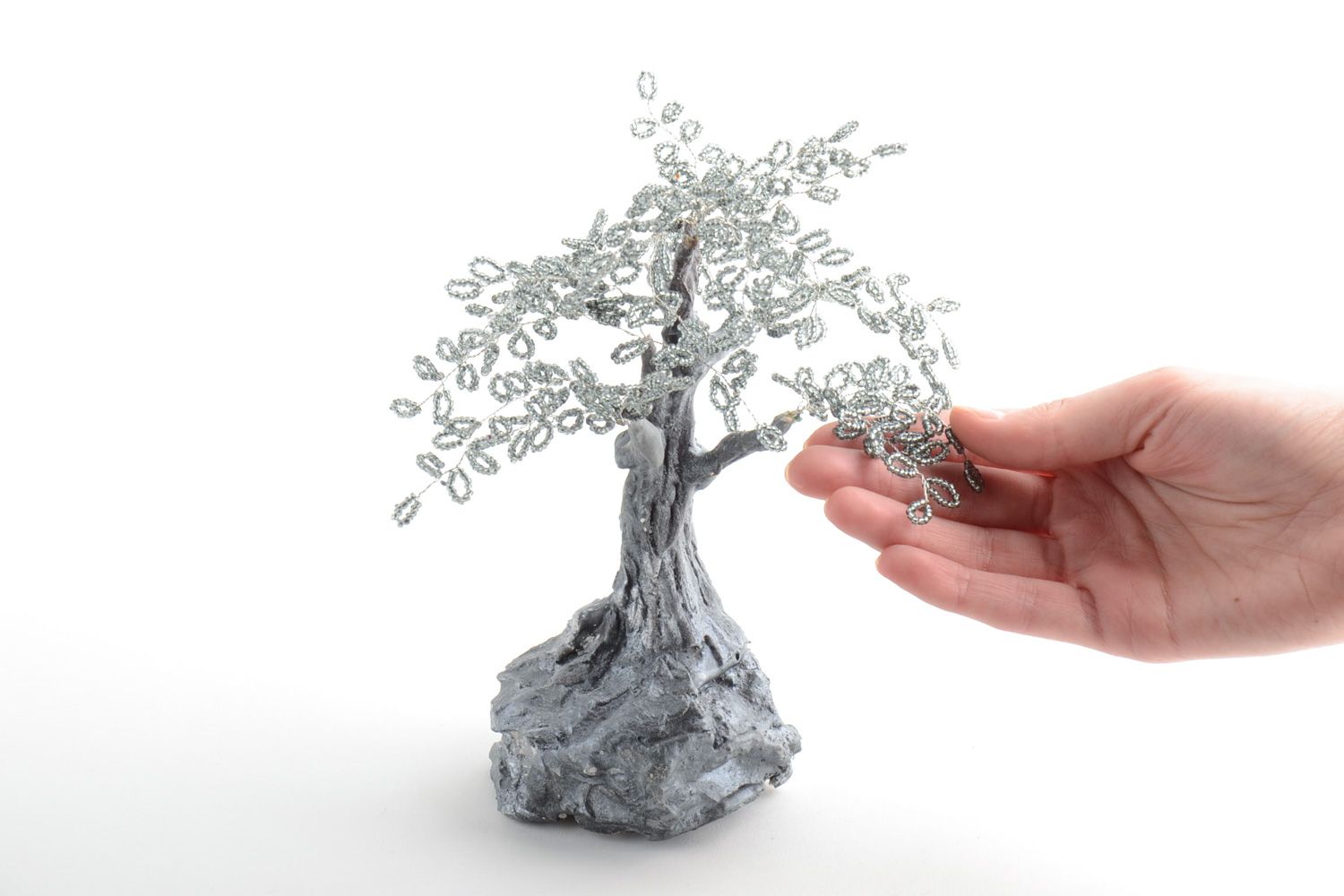 Handgemachter silberner künstlicher Glücksbaum aus Glasperlen für Interieur foto 5