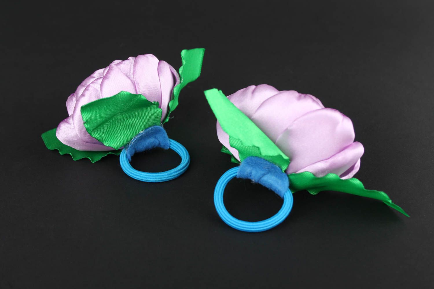 Haargummi für Mädchen handmade Deko Accessoire stilvoller Haargummi Blume foto 3