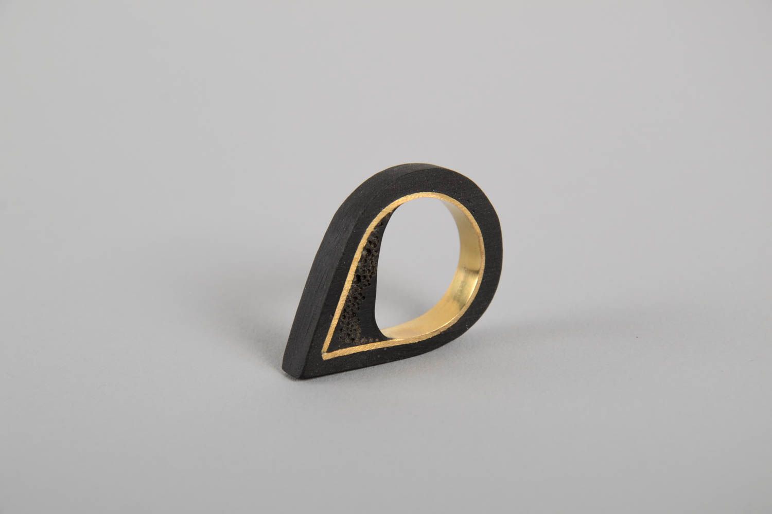 Кольцо ручной работы кольцо из латуни и бетона эксклюзивное кольцо черное
 фото 3