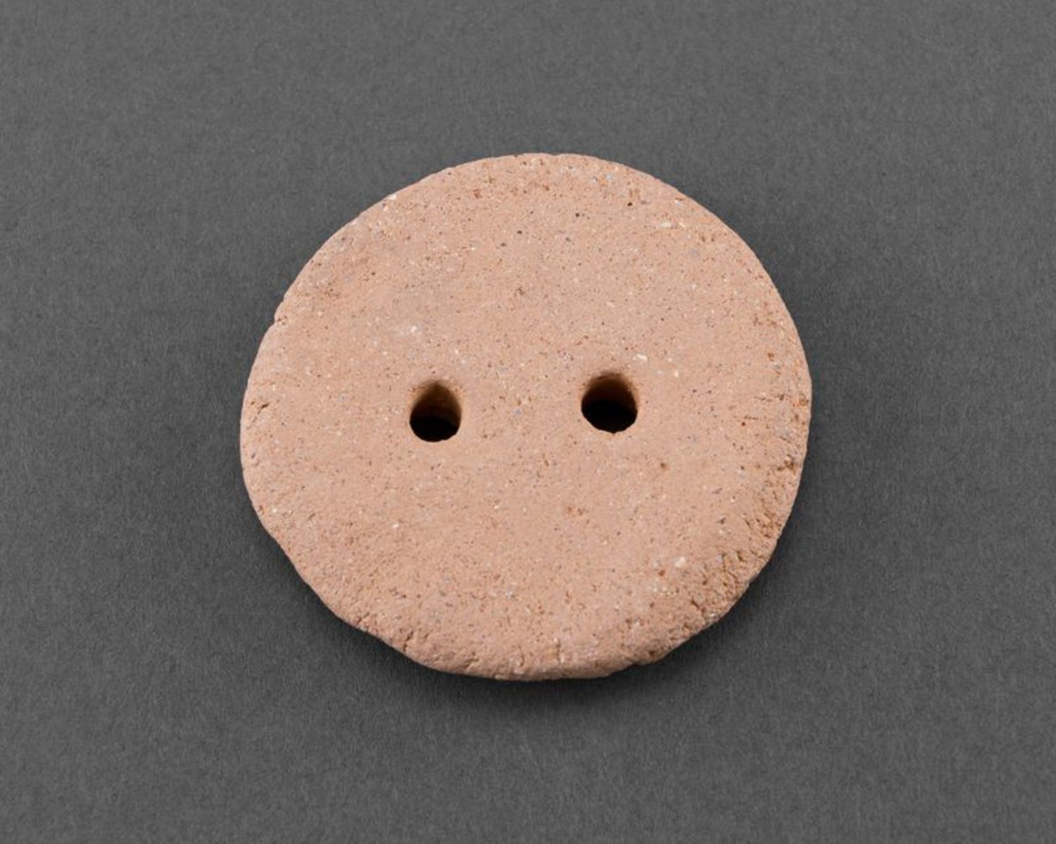 Bottone in ceramica fatto a mano bottone decorativo bottone di argilla bianca
 foto 5