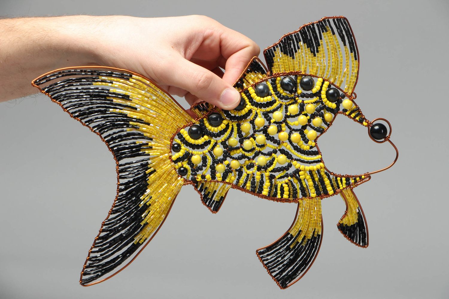 Suspension décorative en perles de rocaille en forme de poisson photo 4