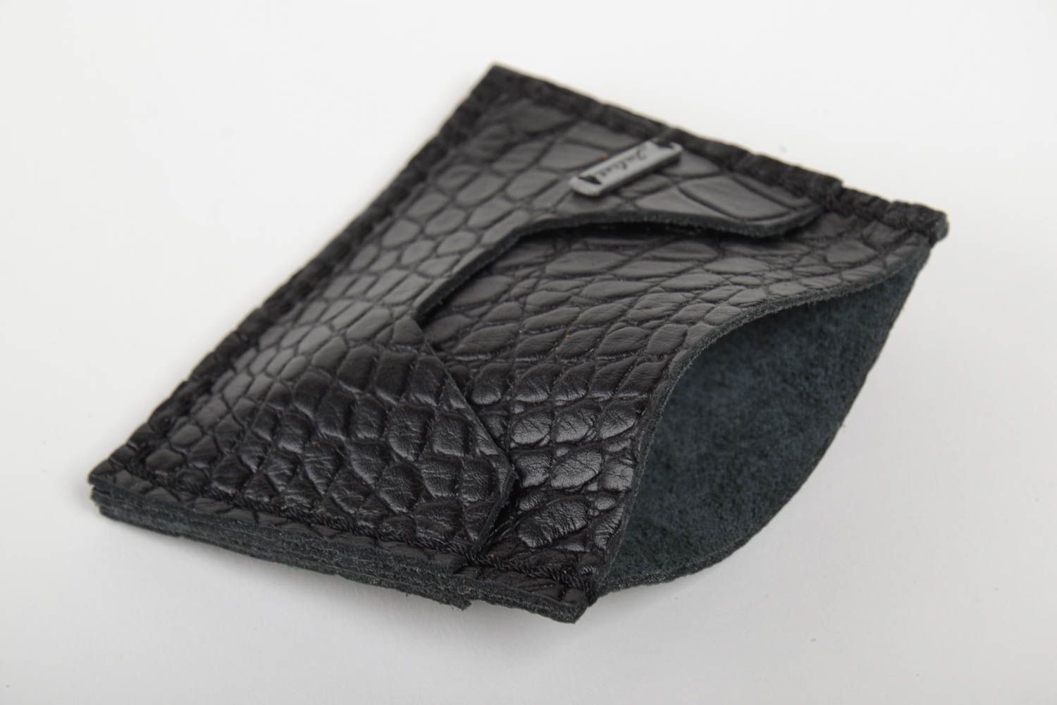 Маленький элегантный кошелек из натуральной кожи ручной работы черного цвета фото 2