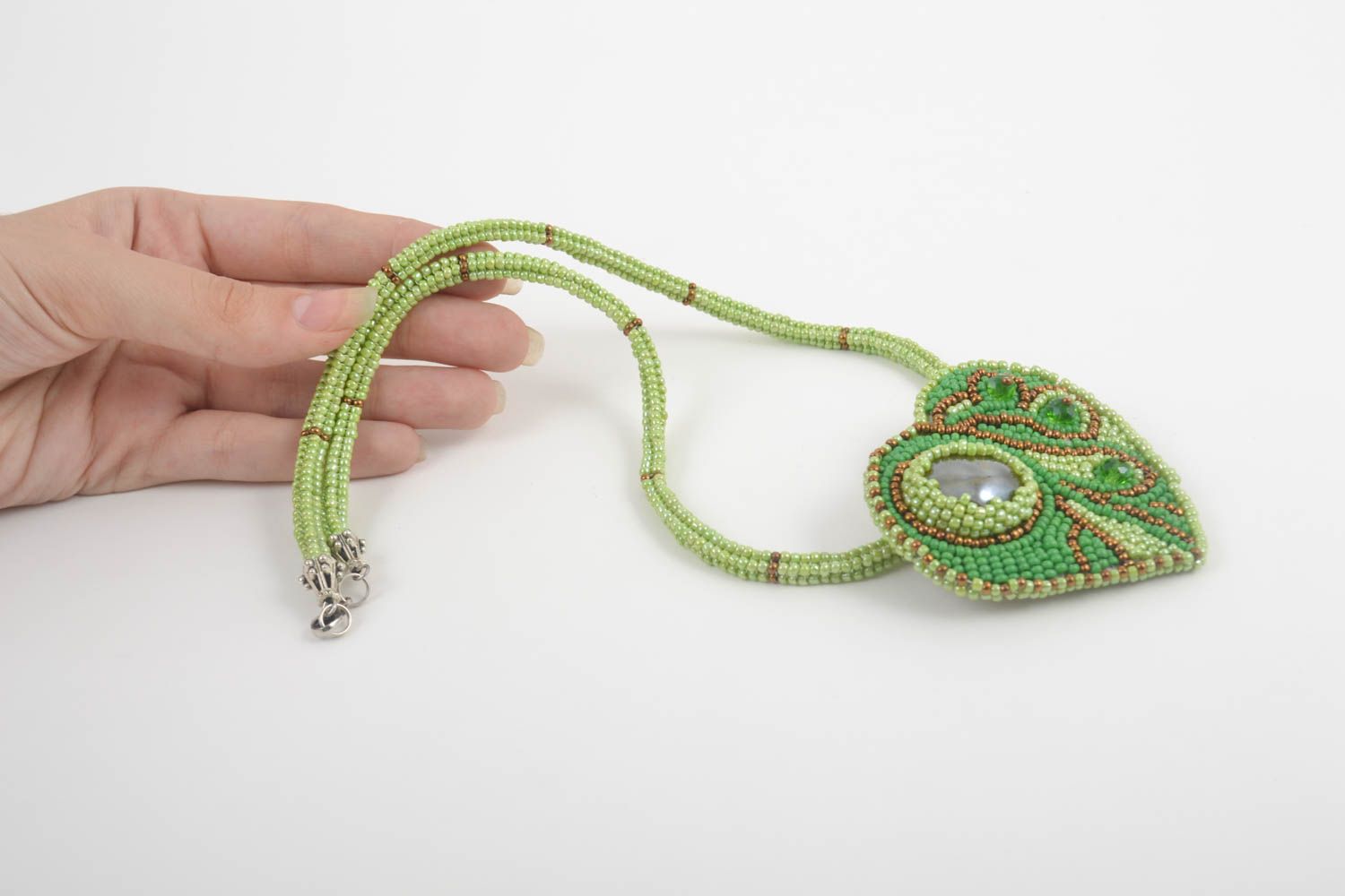 Кулон ручной работы украшение на шею зеленое в виде сердца модная бижутерия фото 5
