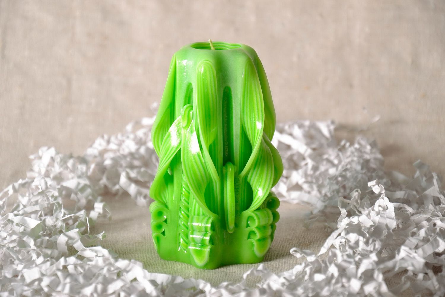 Handmade carved candle Green lily photo 3