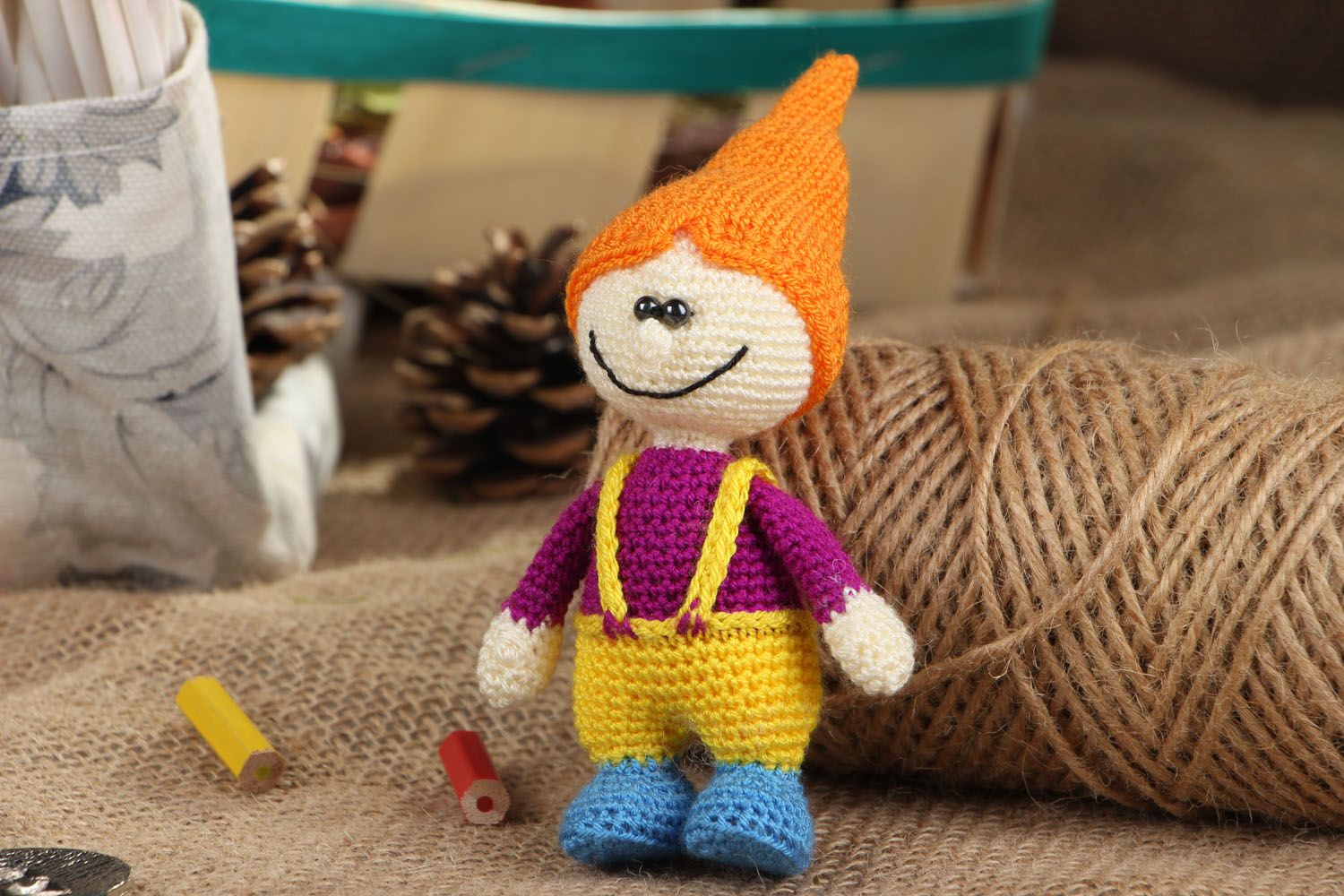 Petite poupée Gnome tricotée au crochet photo 5
