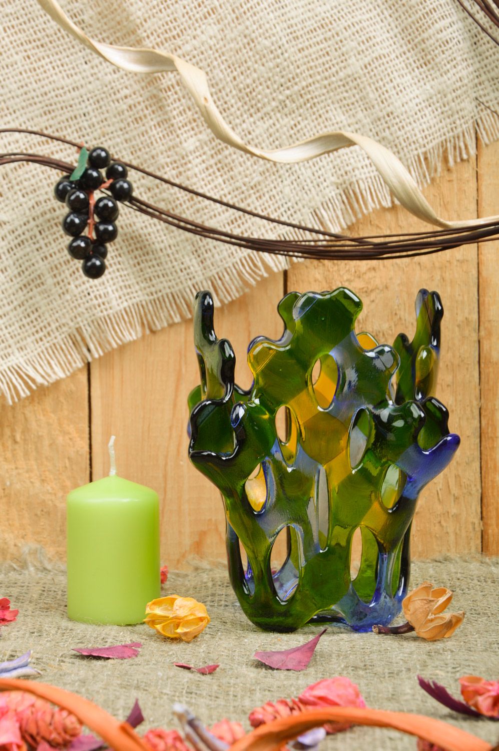 Handmade origineller dekorativer Kerzenhalter aus Fusing Glas in Gelb und Rot  foto 1