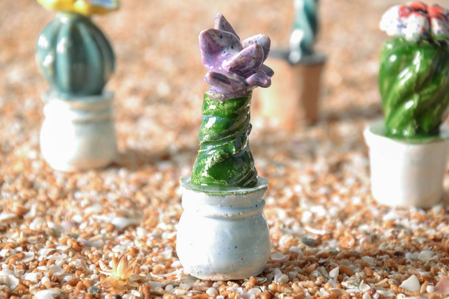 Miniature figurine Cactus photo 1