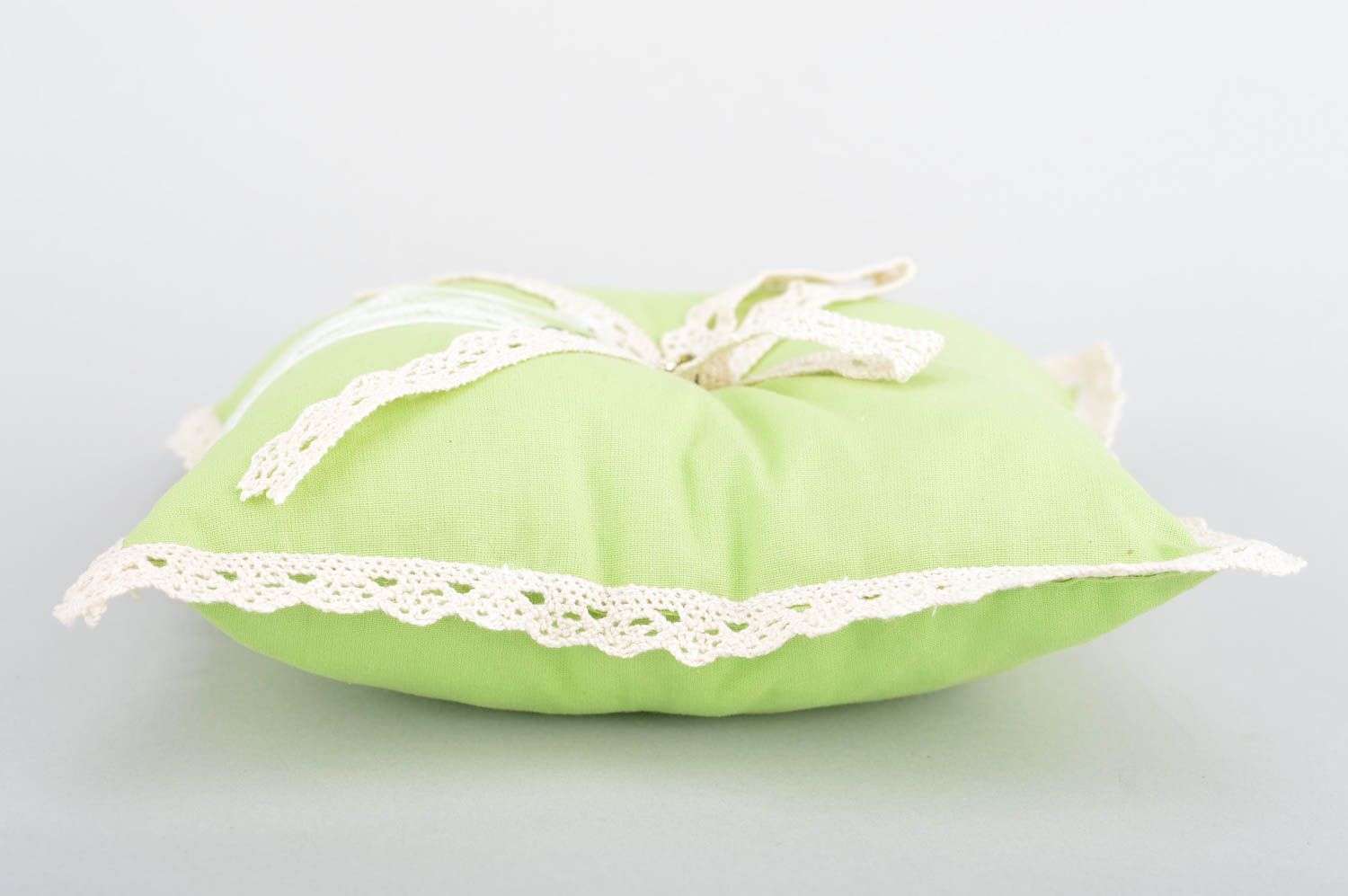 Homemade designer cotton fabric ring bearer pillow with lace of pistachio color photo 4