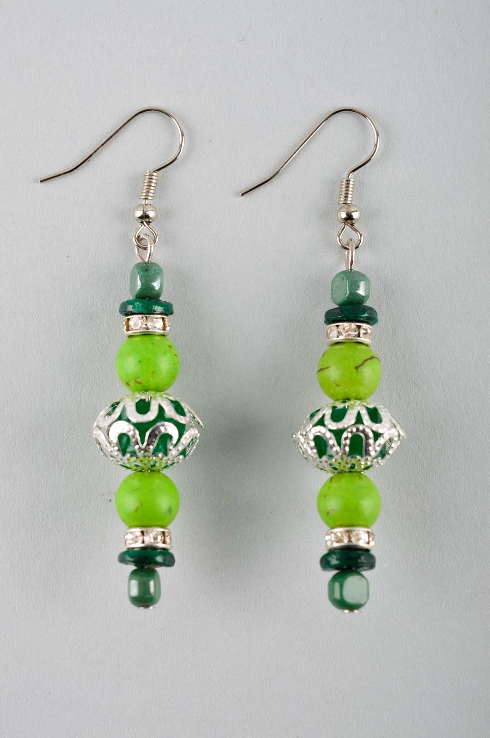 Boucles d'oreilles pendantes Bijou fait main vertes design Cadeau femme photo 3