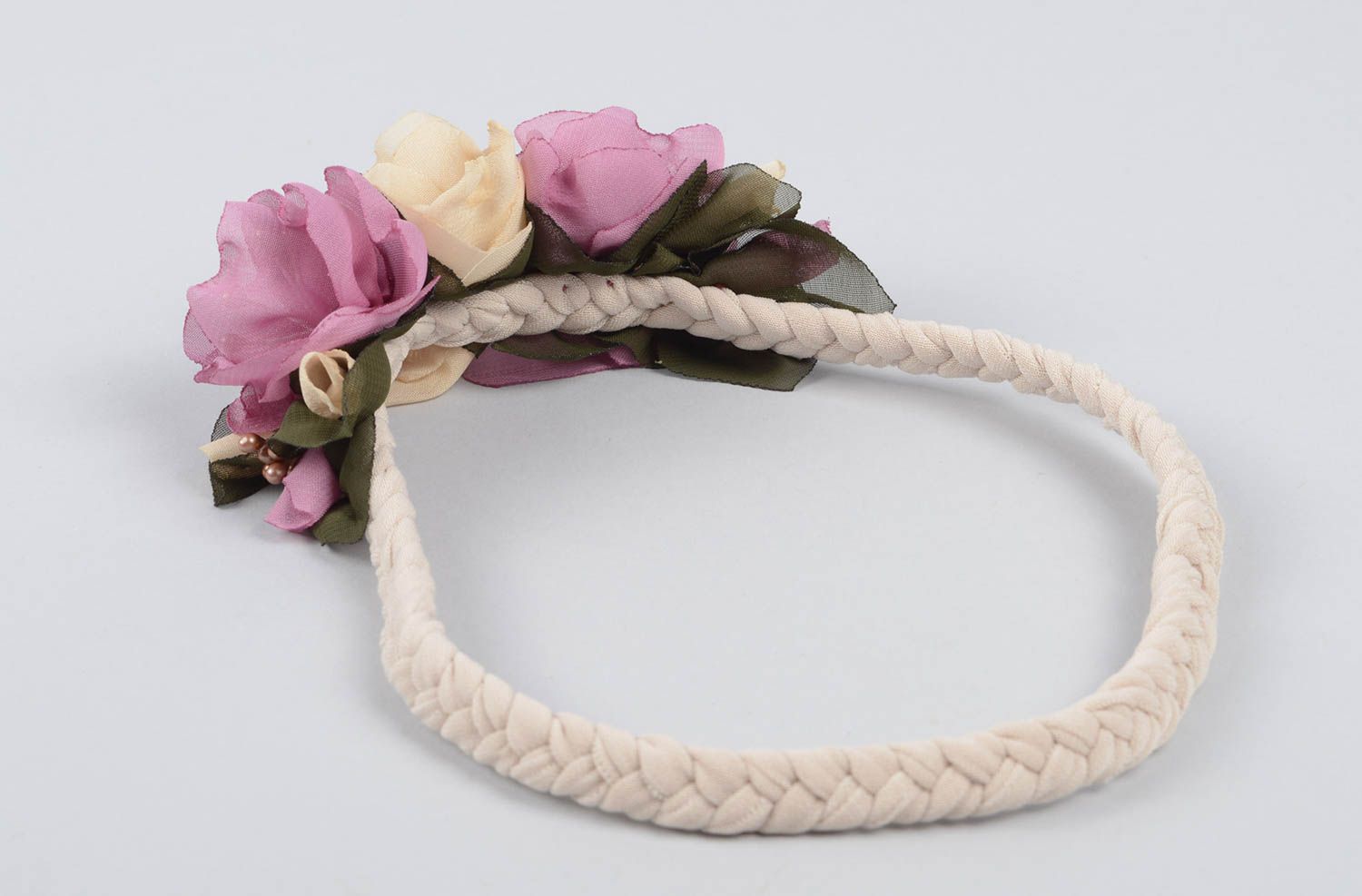 Violettes Haarband mit Blume handmade Designer Schmuck Accessoire für Haare  foto 2