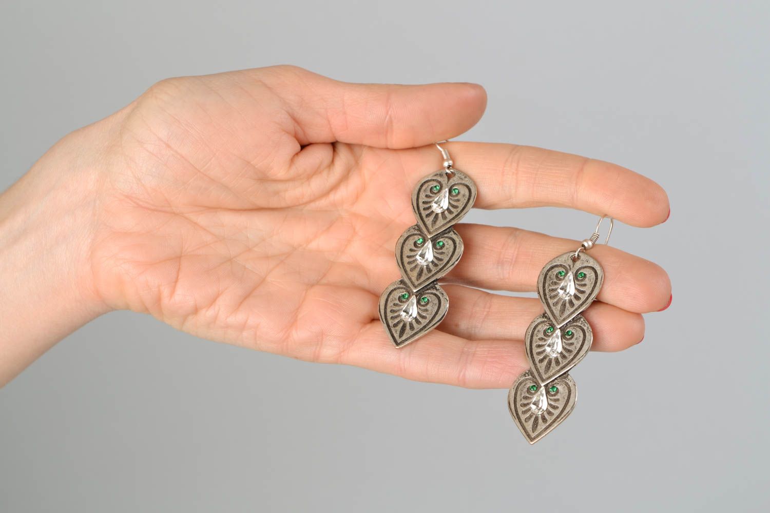 Long metal earrings with rhinestones photo 2