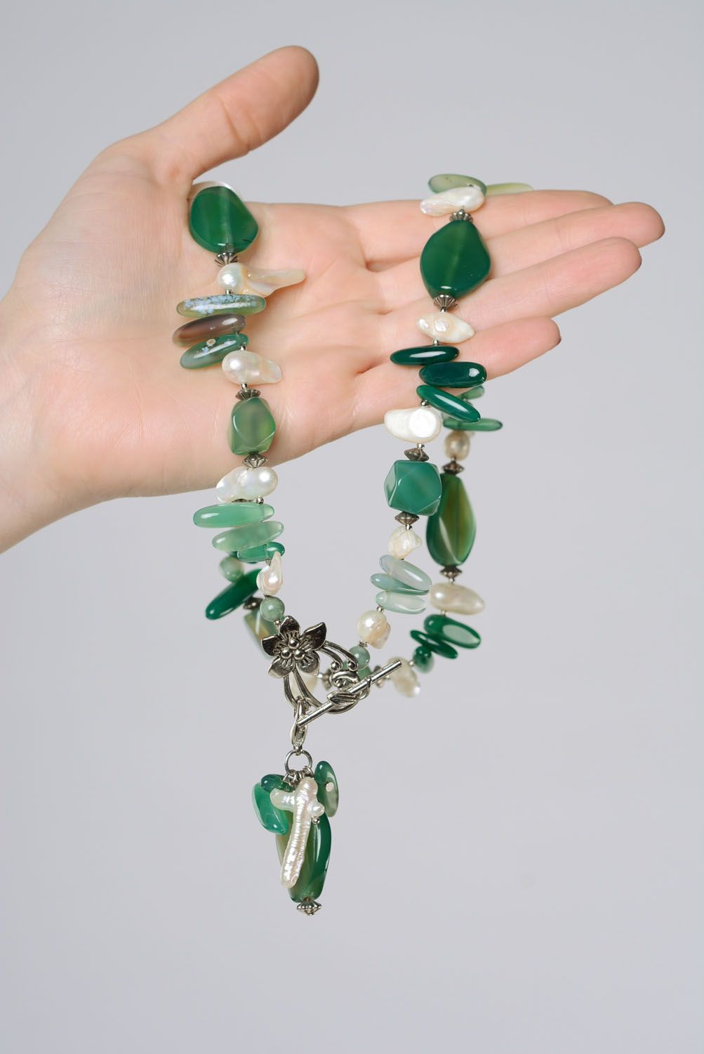 Necklace made of natural stones photo 4