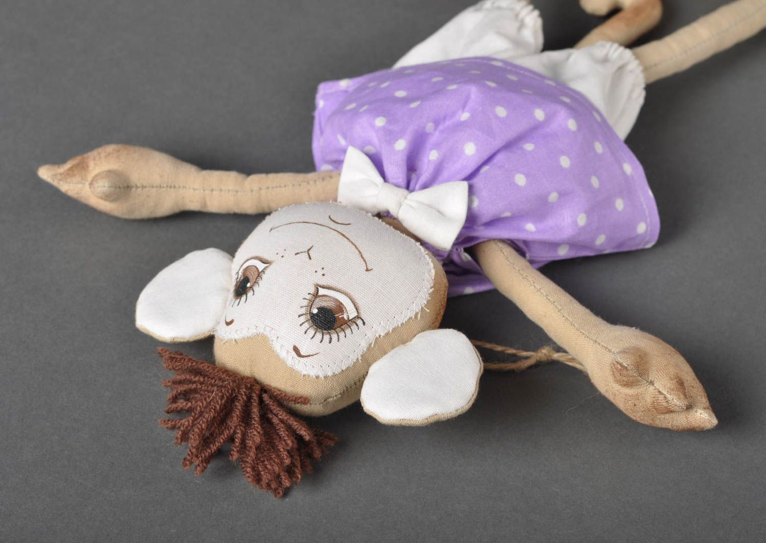 Handmade Kleinkinder Spielzeug Geschenk für Kinder Haus Deko Affe im Kleid foto 3