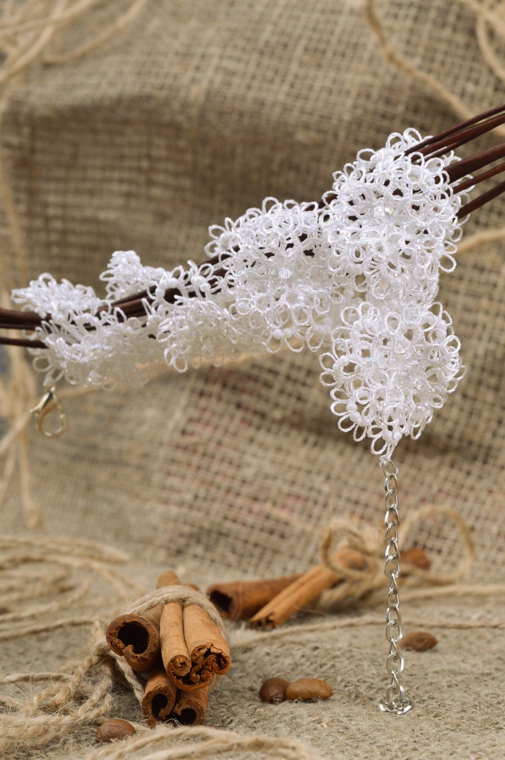 Weißes geflochtenes Collier aus Glasperlen für Frauen in Occhi Technik Handarbeit foto 1