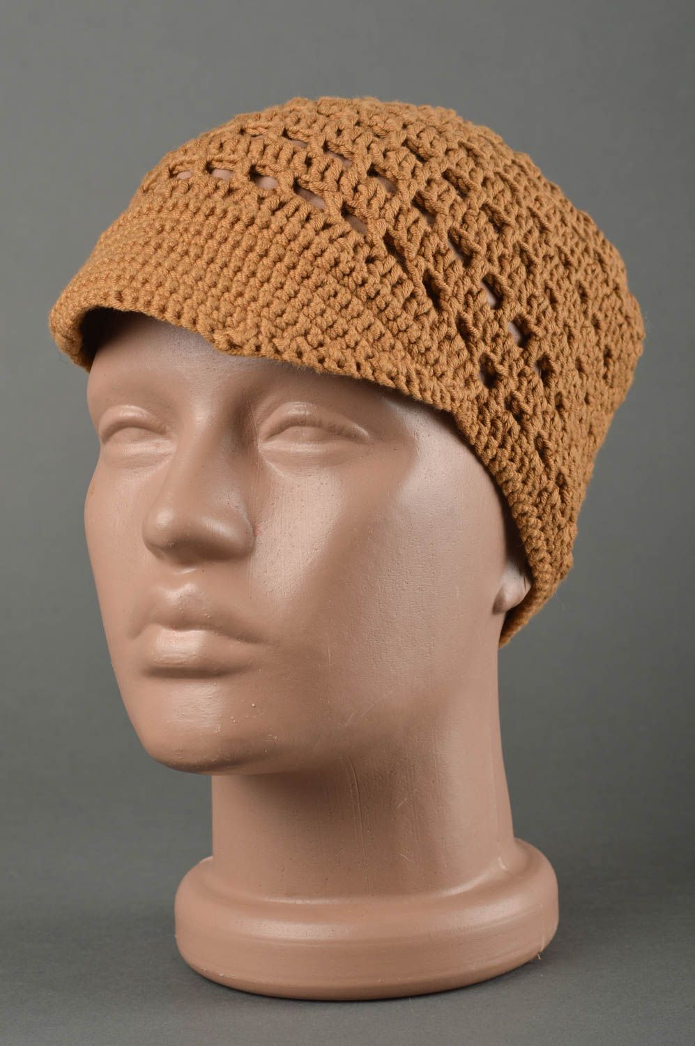 Bonnet tricot fait main Chapeau au crochet design léger d'été Vêtement enfant photo 1