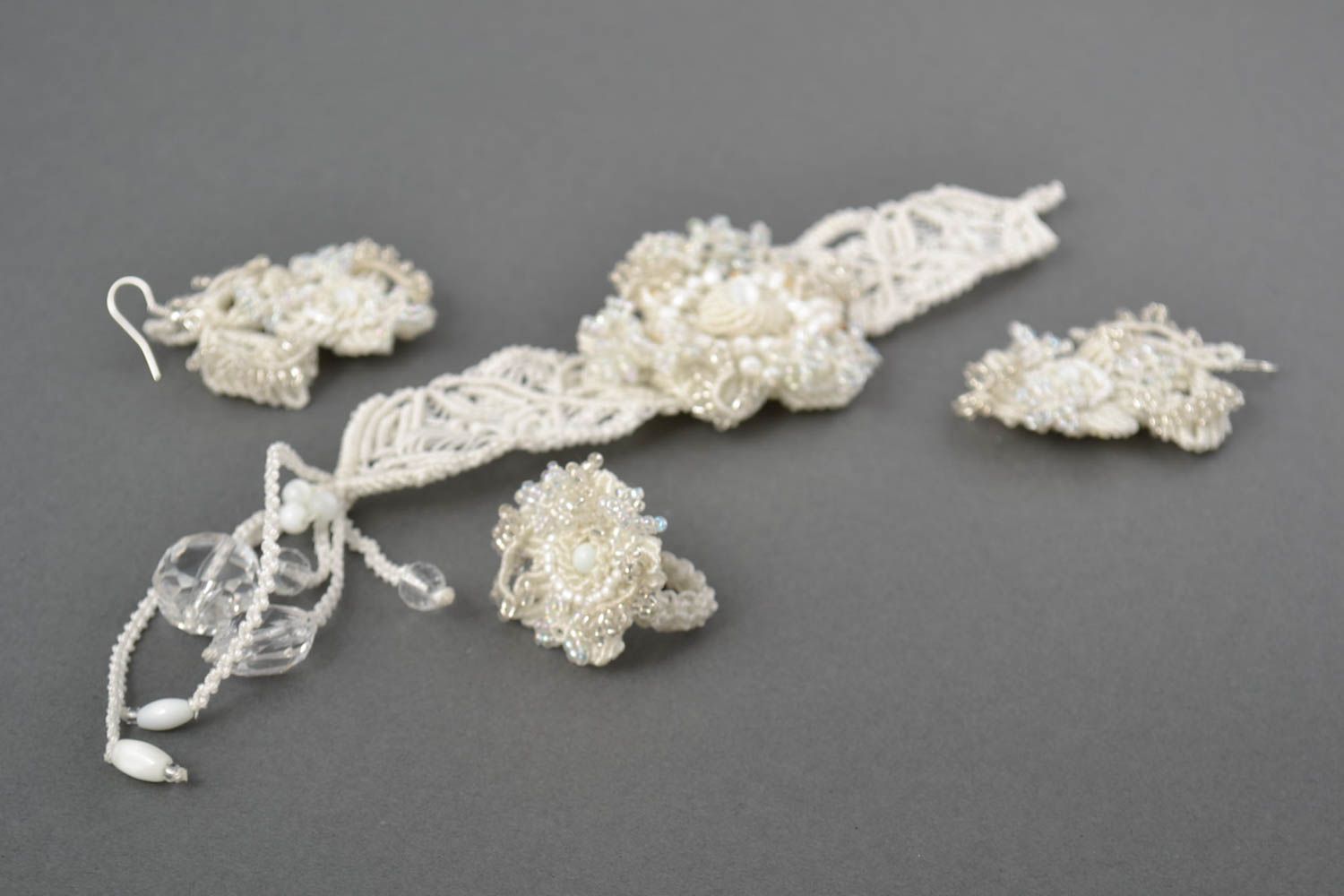 Handmade cool jewelry set woven lace earrings bracelet design beaded ring photo 4