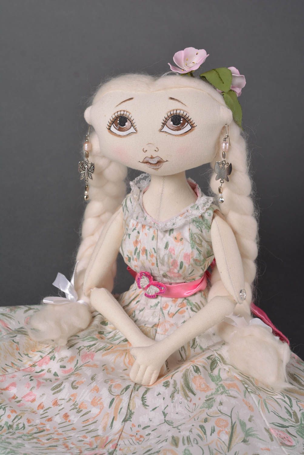 Кукла ручной работы кукла из ткани мягкая кукла с косичками оригинальная фото 2