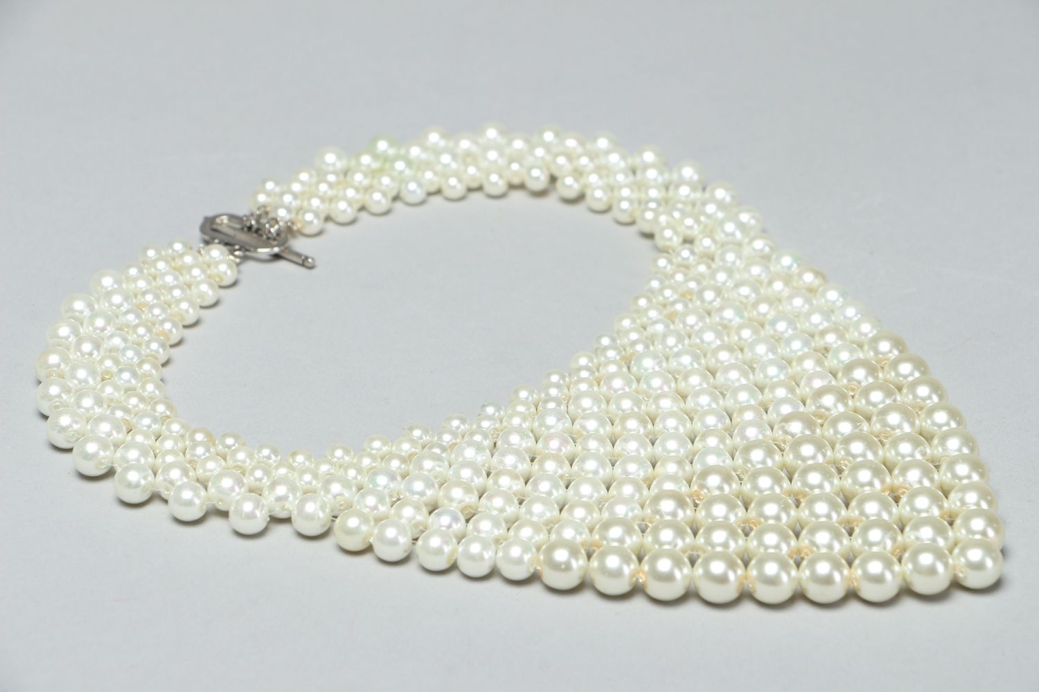 Handmade artificial pearl necklace photo 3