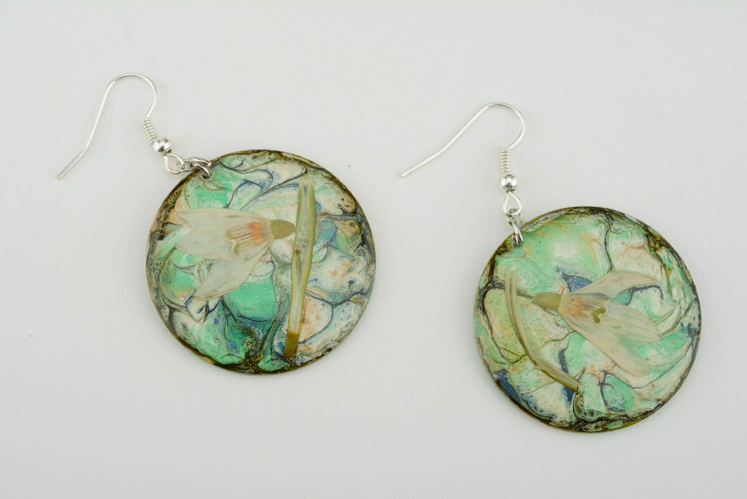 Earrings with dry flowers photo 5