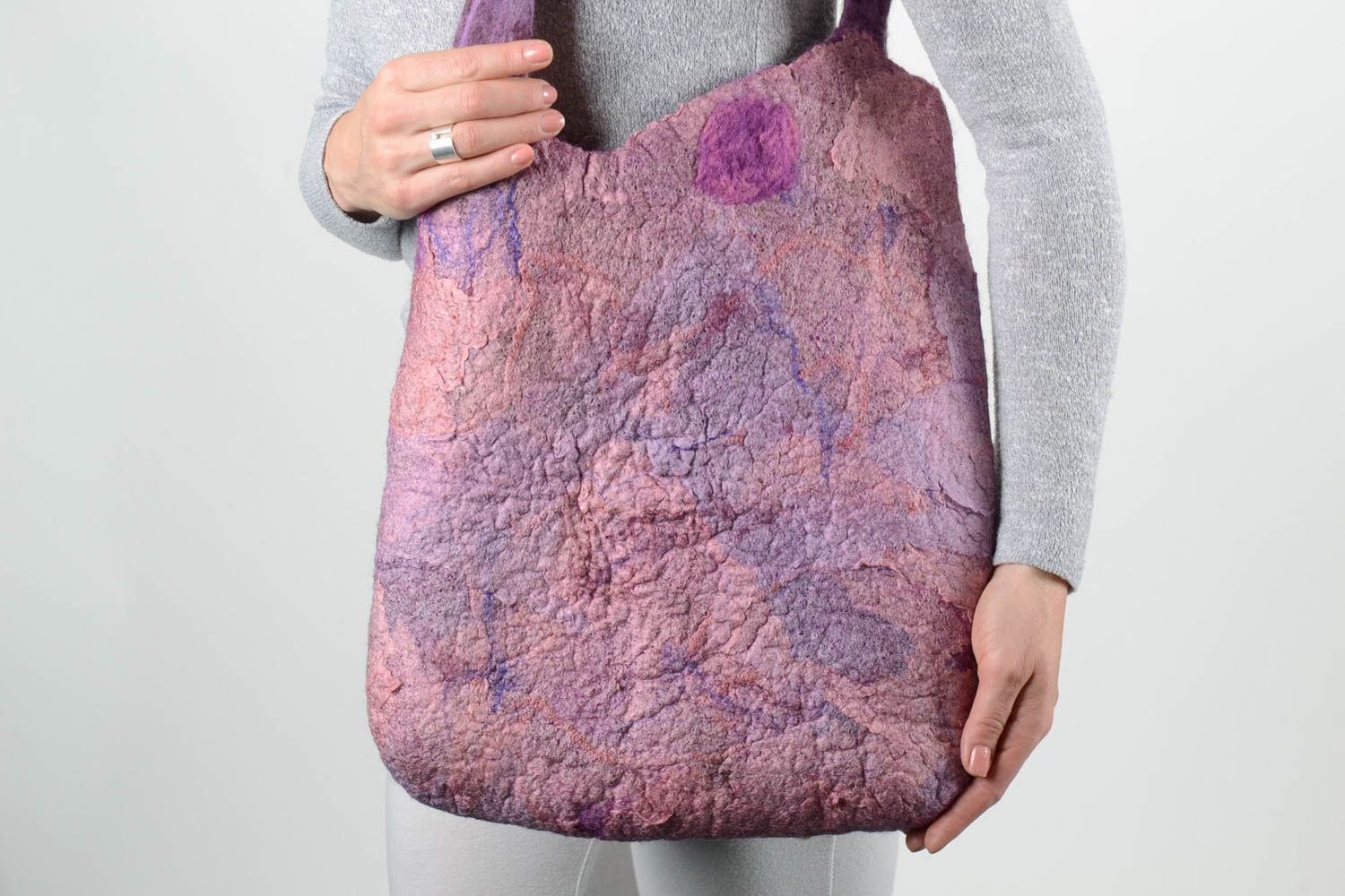 Валяный аксессуар сумка ручной работы женская сумка вместительная сумка фото 2