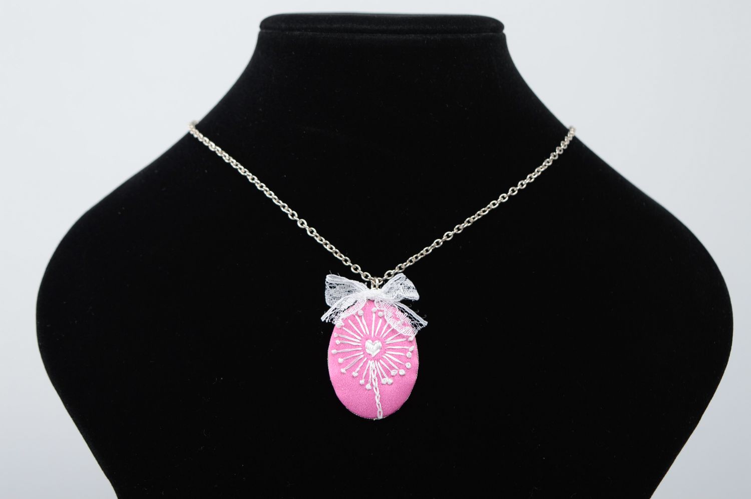 Beautiful gentle pink embroidered pendant photo 2