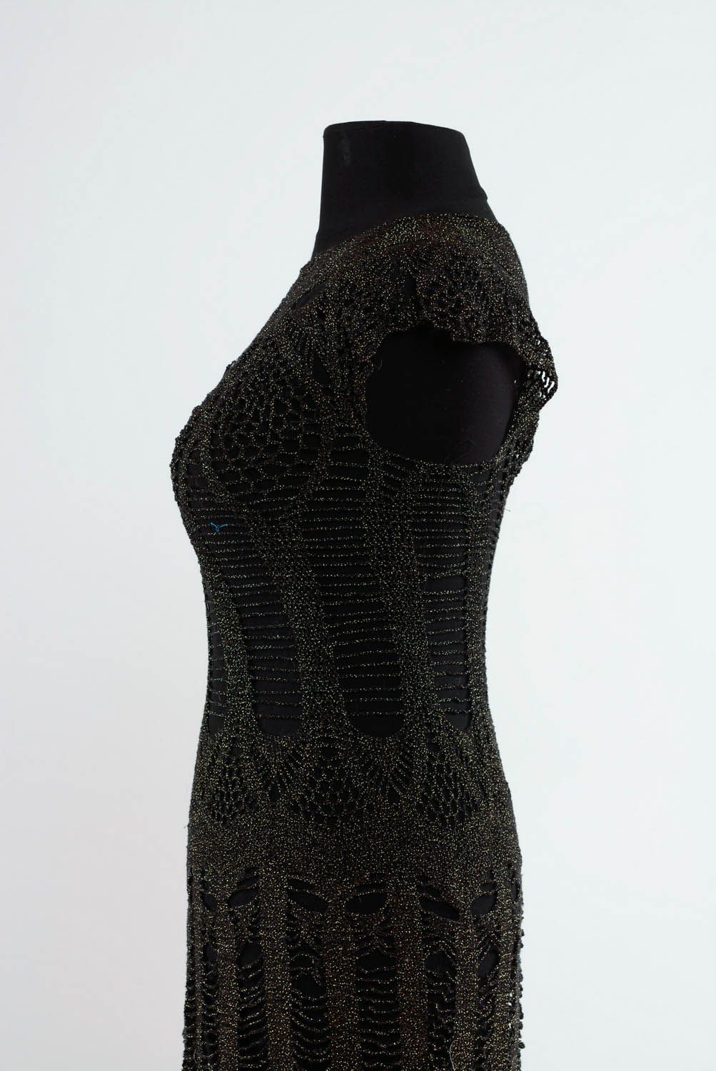 Robe noire tricotée à main longue photo 3