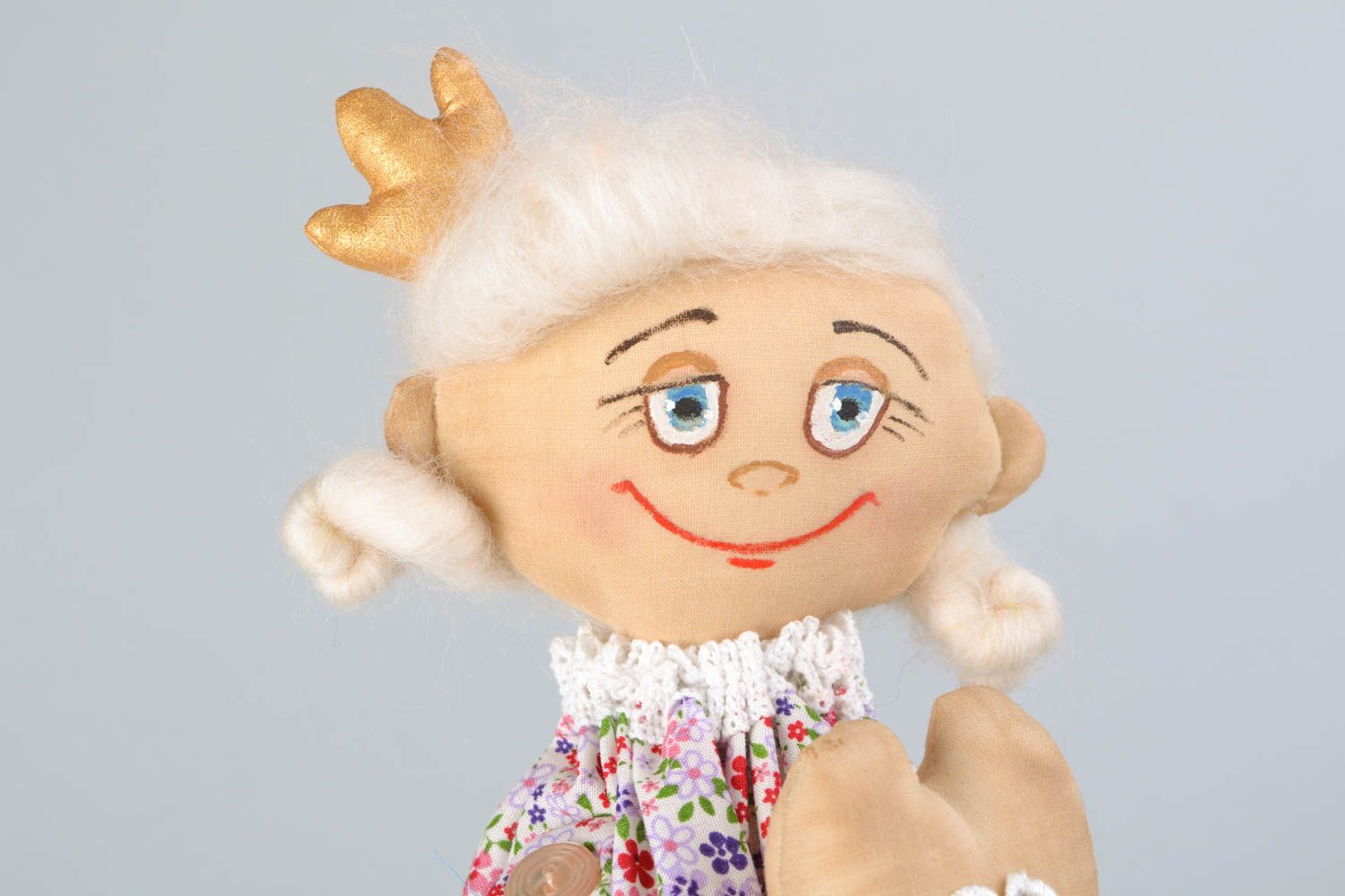 Poupée décorative en tissu de coton faite main originale Petite princesse photo 3