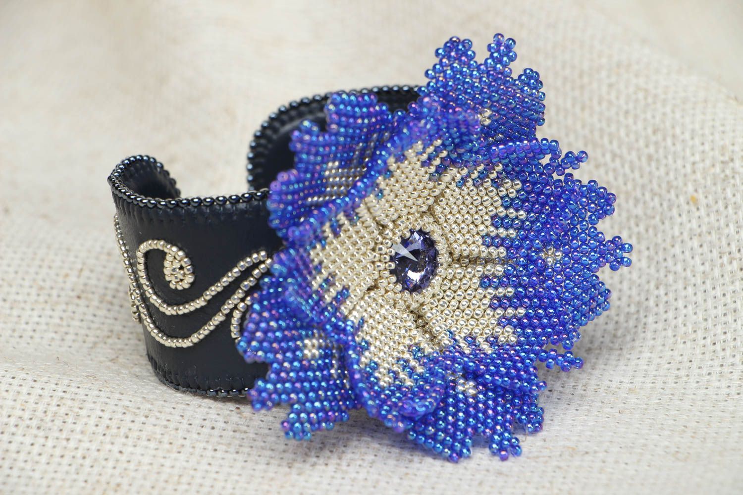 Leather bracelet with beaded flower photo 1