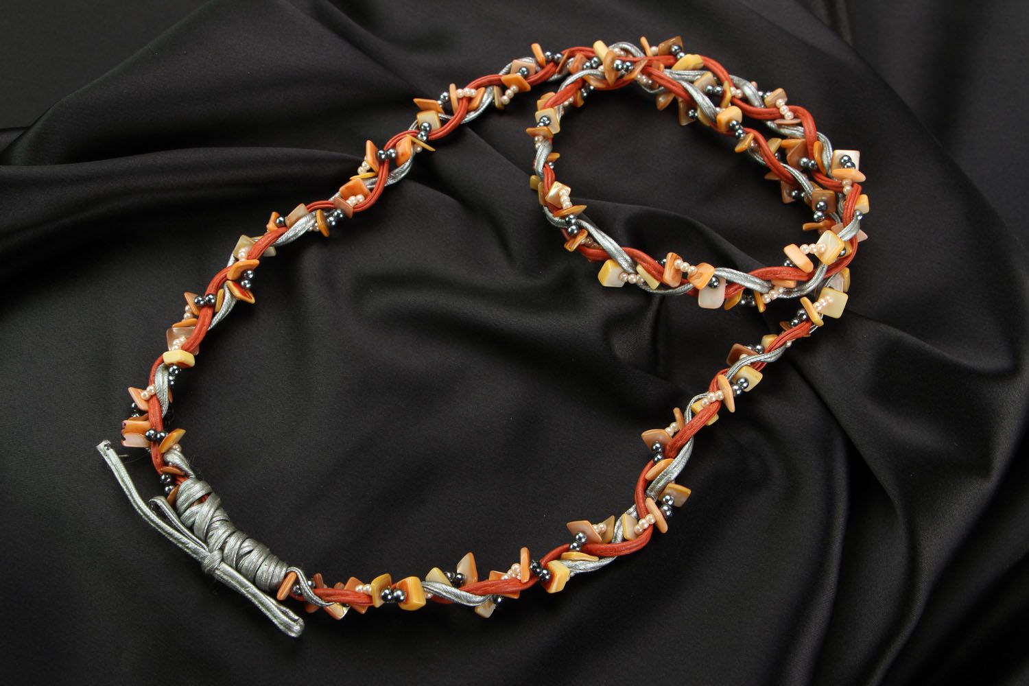 Long handmade bead necklace photo 1