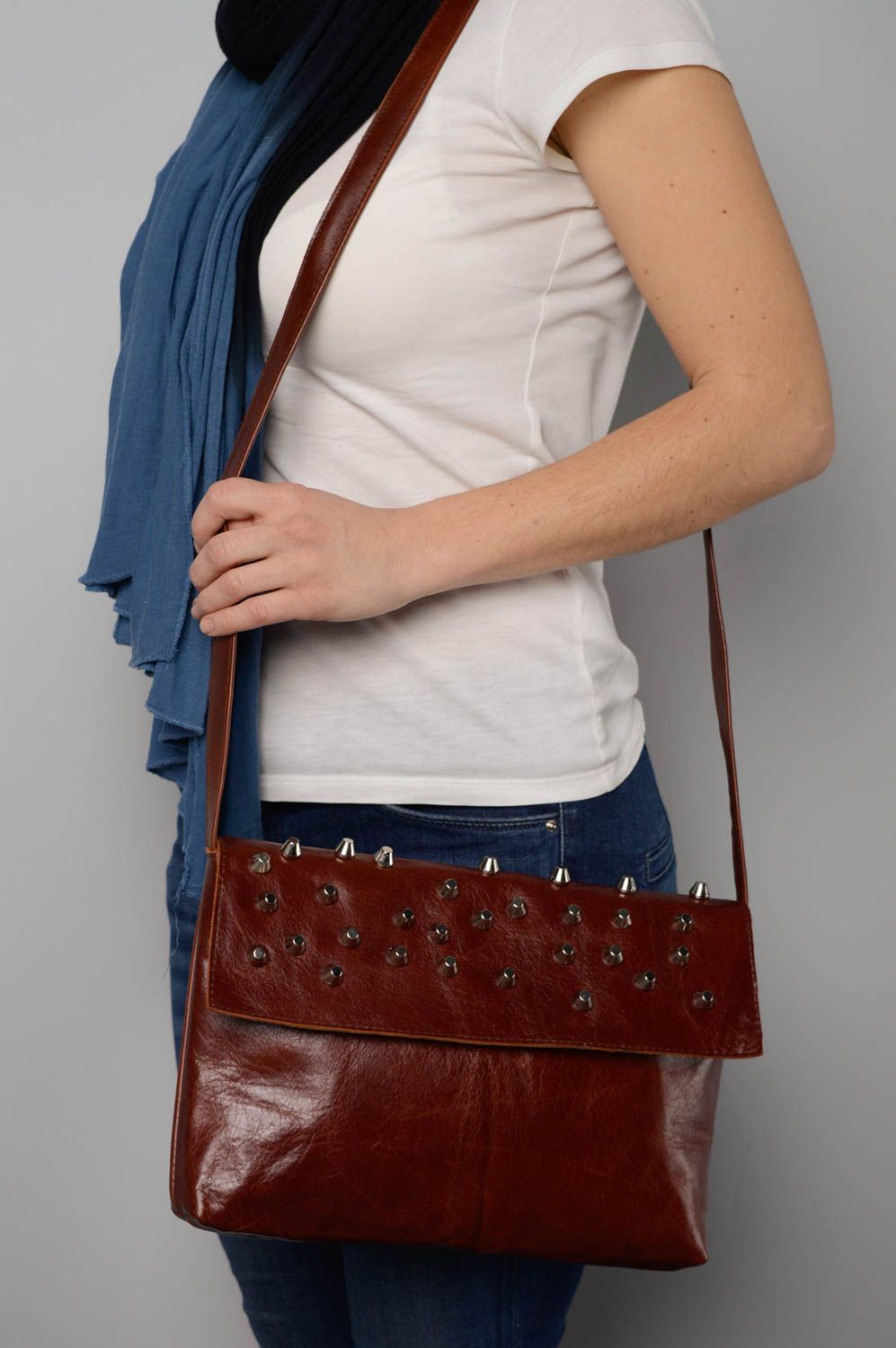 Unusual leather bag with studs photo 4