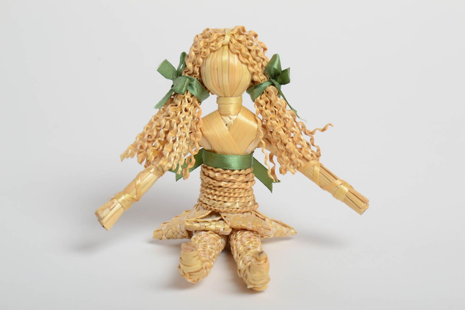 Figurine décorative Petit jouet fait main Déco maison en paille statuette photo 5