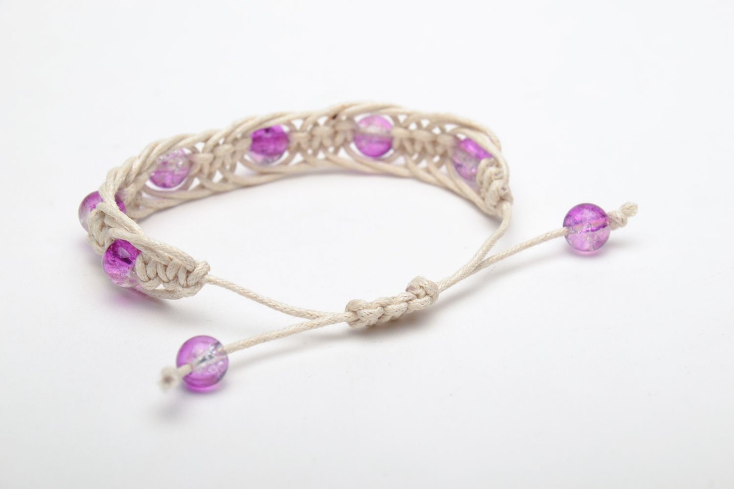 Bracelet en verre lilas et cordelette blanche cirée étroit fait main pour femme  photo 5