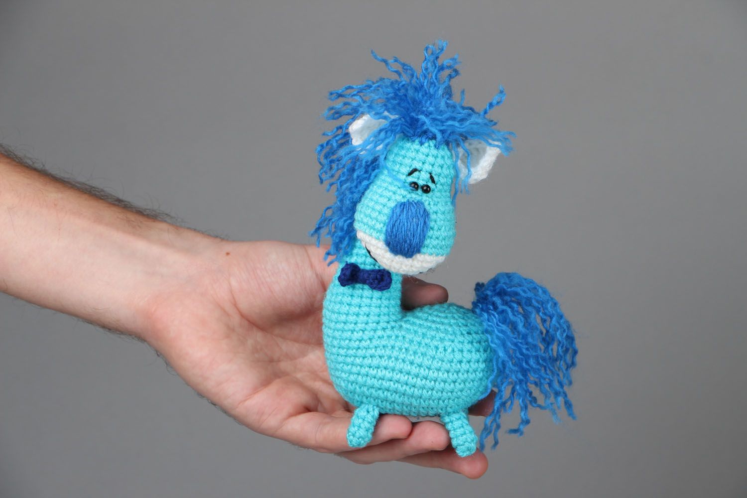 Jouet décoratif crocheté artisanal Cheval bleu photo 4