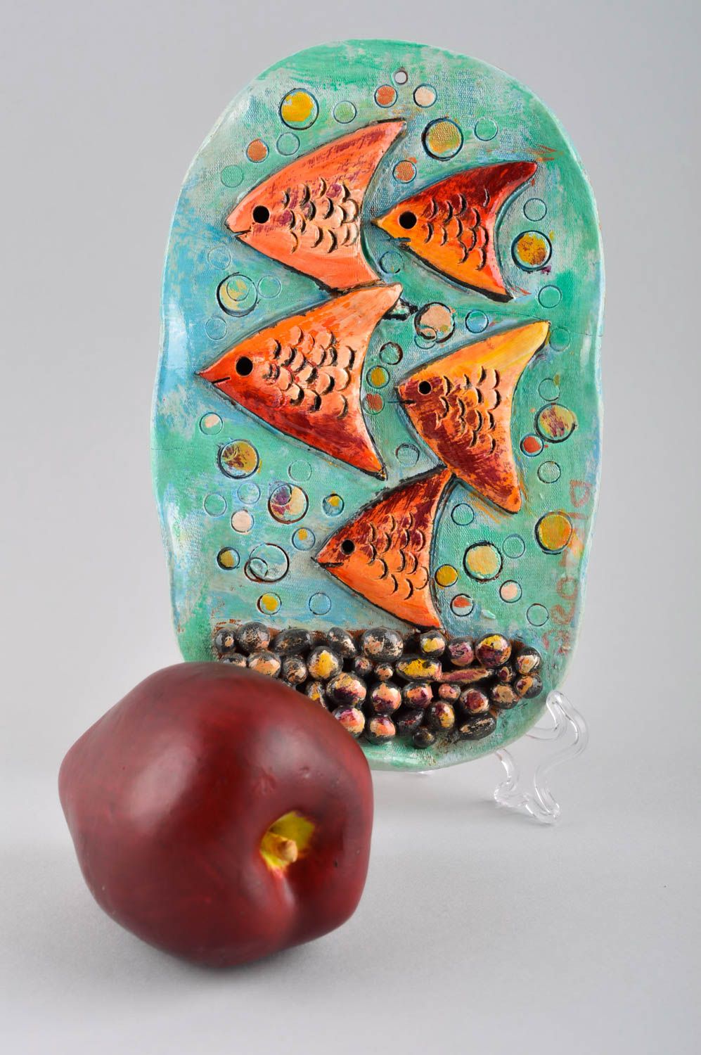 Панно на стену подарок ручной работы панно декоративное с рыбками из глины фото 1