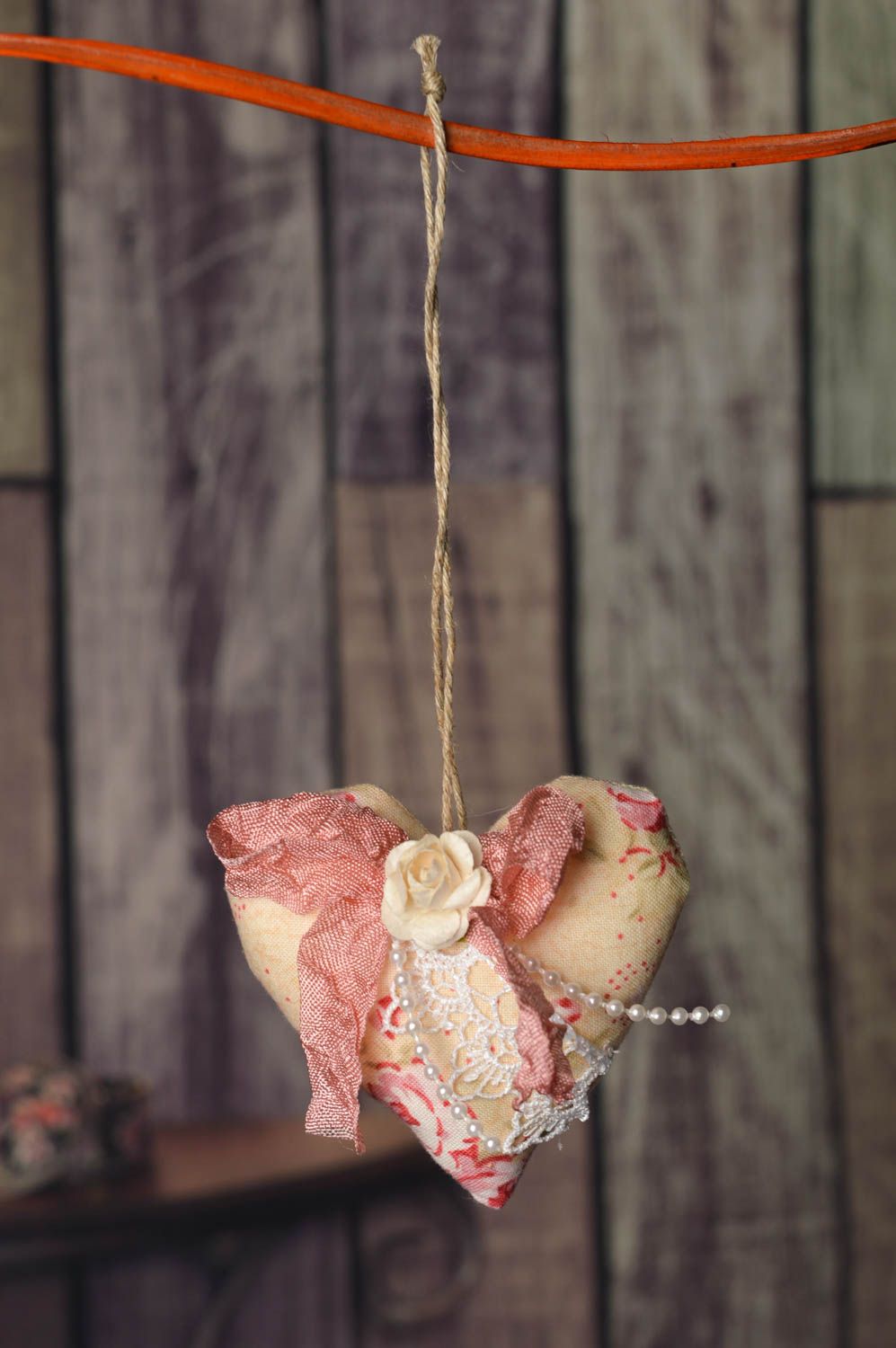 Coeur en tissu fait main Décoration à suspendre coton rose Déco maison photo 1