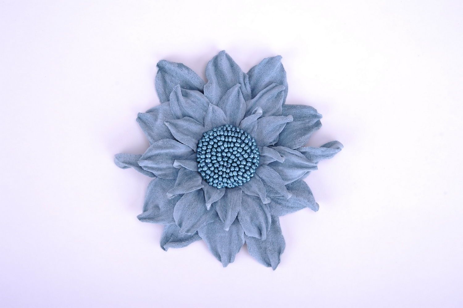 Broche originale en forme de fleur bleue photo 1