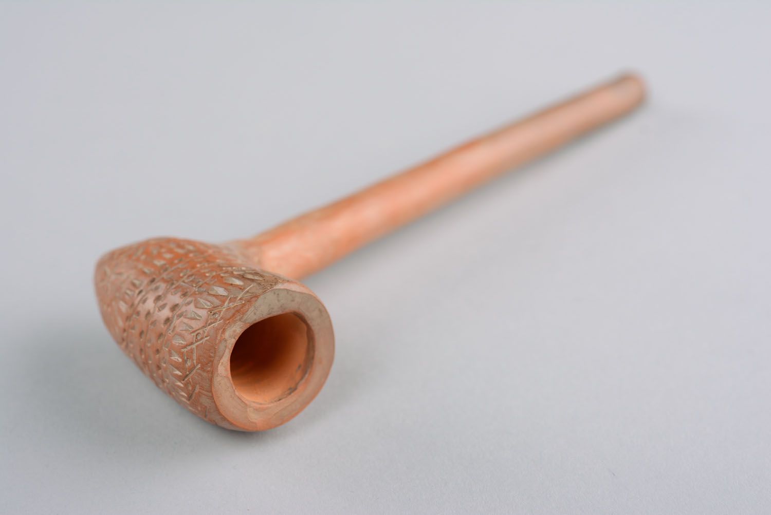 Red clay smoking pipe photo 4
