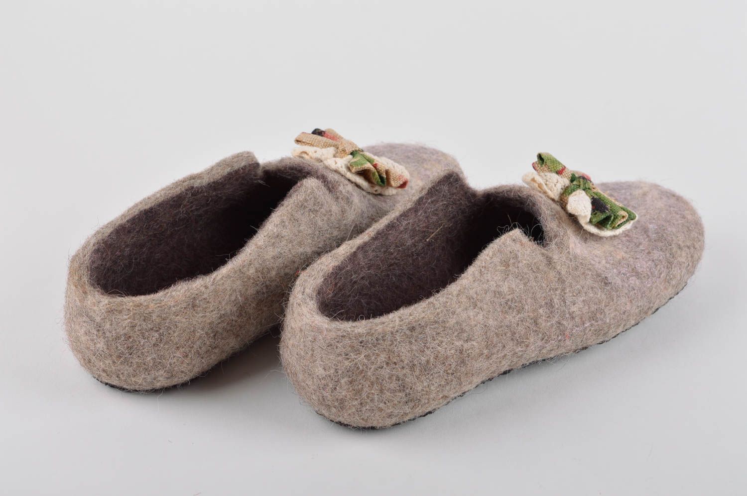 Handmade gefilzte Pantoffeln schöne Hausschuhe warme Damen Hausschuhe grau foto 3