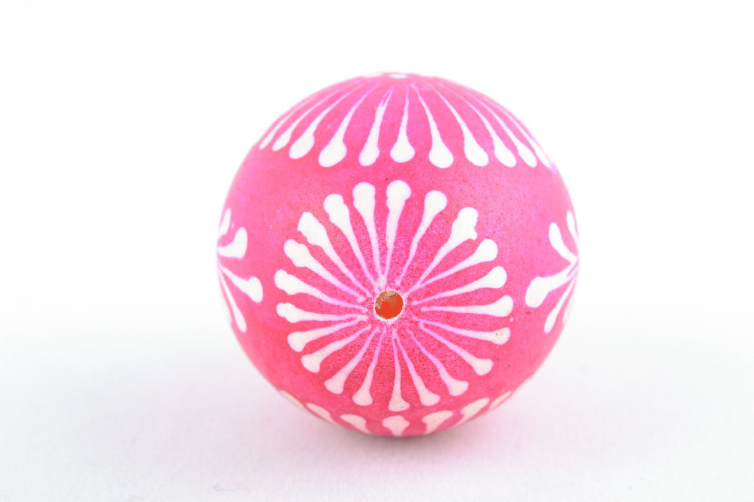 Bright pink Easter egg painted with melted wax and aniline dyes for home decor photo 5