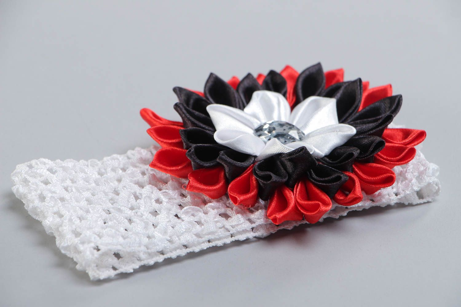Kanzashi Haarband mit Blume origineller Haarschmuck für Mädchen Geschenk handmade foto 3