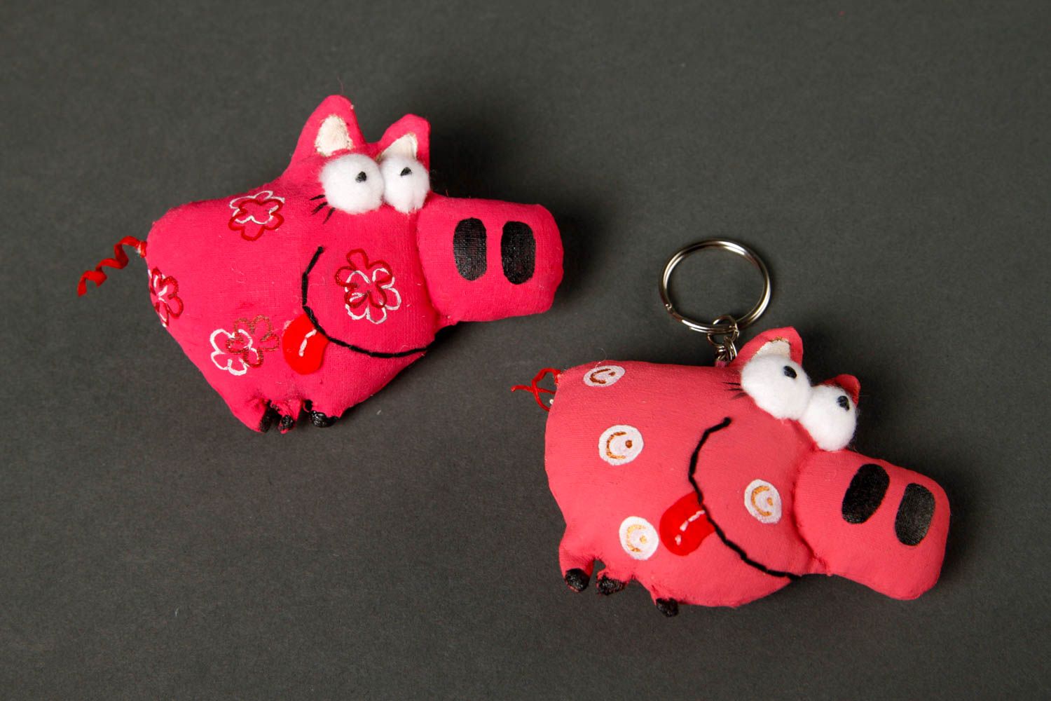 Handmade Designer Schmuck Schlüsselanhänger Puppe Brosche Tier 2 rosa Schweine foto 3