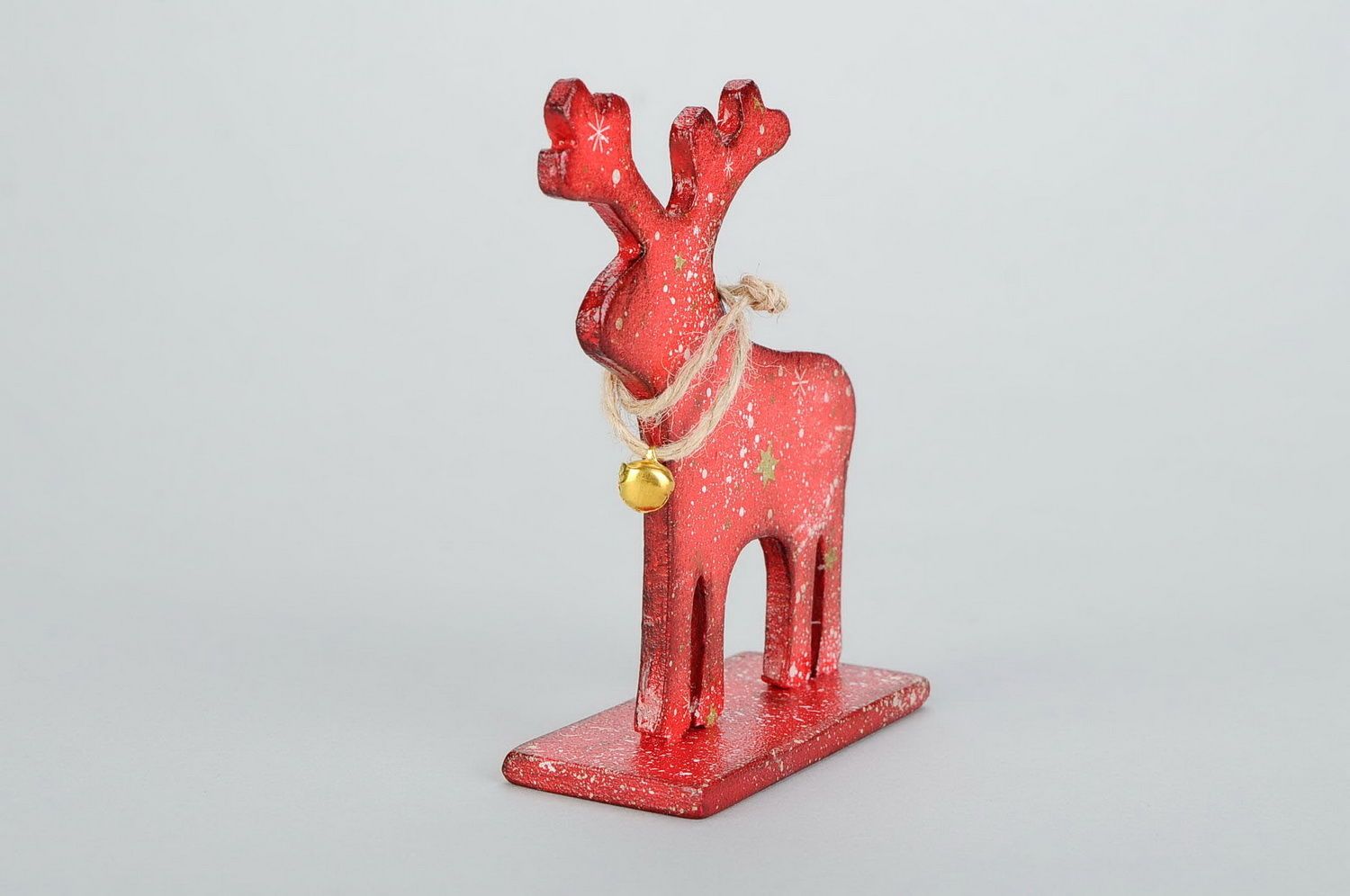 Figurine of a deer in decoupage photo 3
