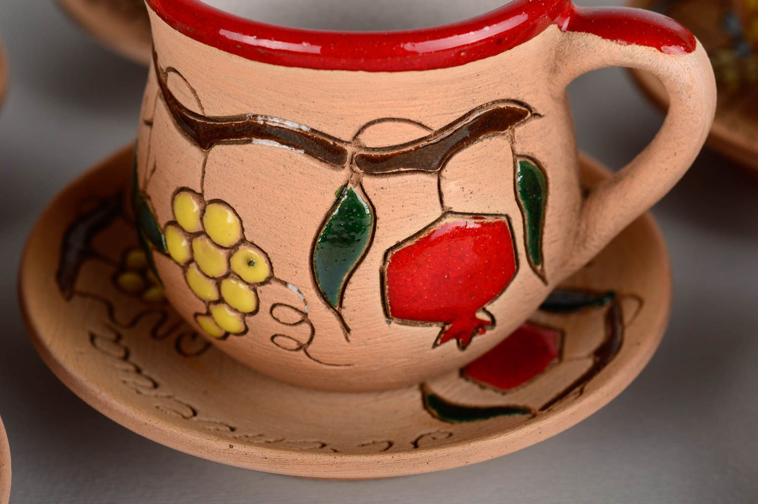 Srt of 6 six ceramic hot wine cups with handles, saucers, and hand-paintings photo 3