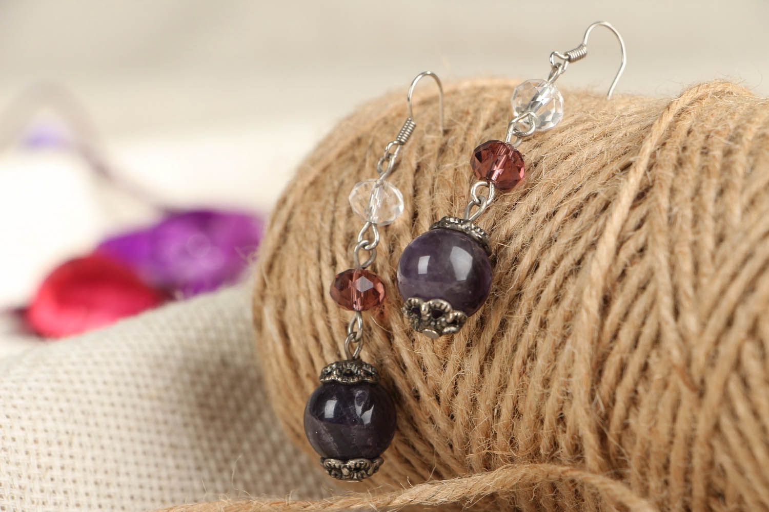 Long earrings with amethyst and glass photo 3