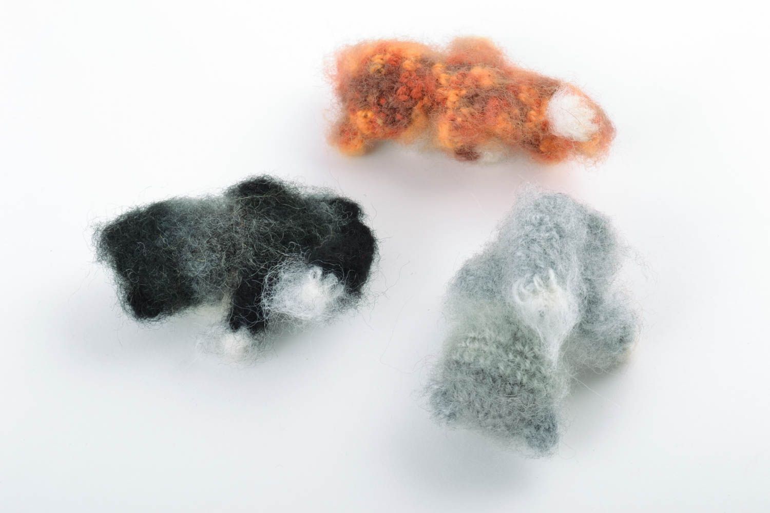 Set de marionnettes à doigts tricotées au crochet en laine faites main 3 pièces photo 5