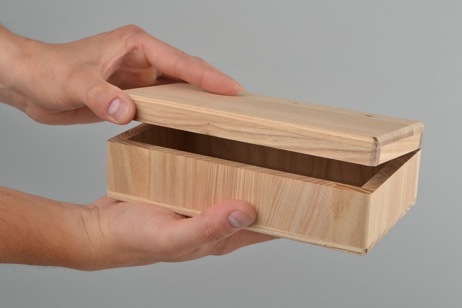 Boîte en bois brut naturel de frêne à décorer rectangulaire originale faite main photo 2
