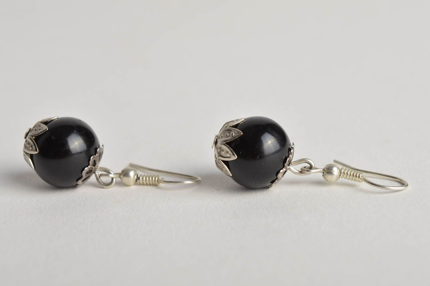 Handmade unusual beaded earrings elegant black earrings female jewelry photo 4